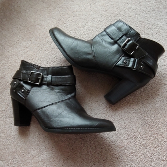 Booties - Picture 7 of 7